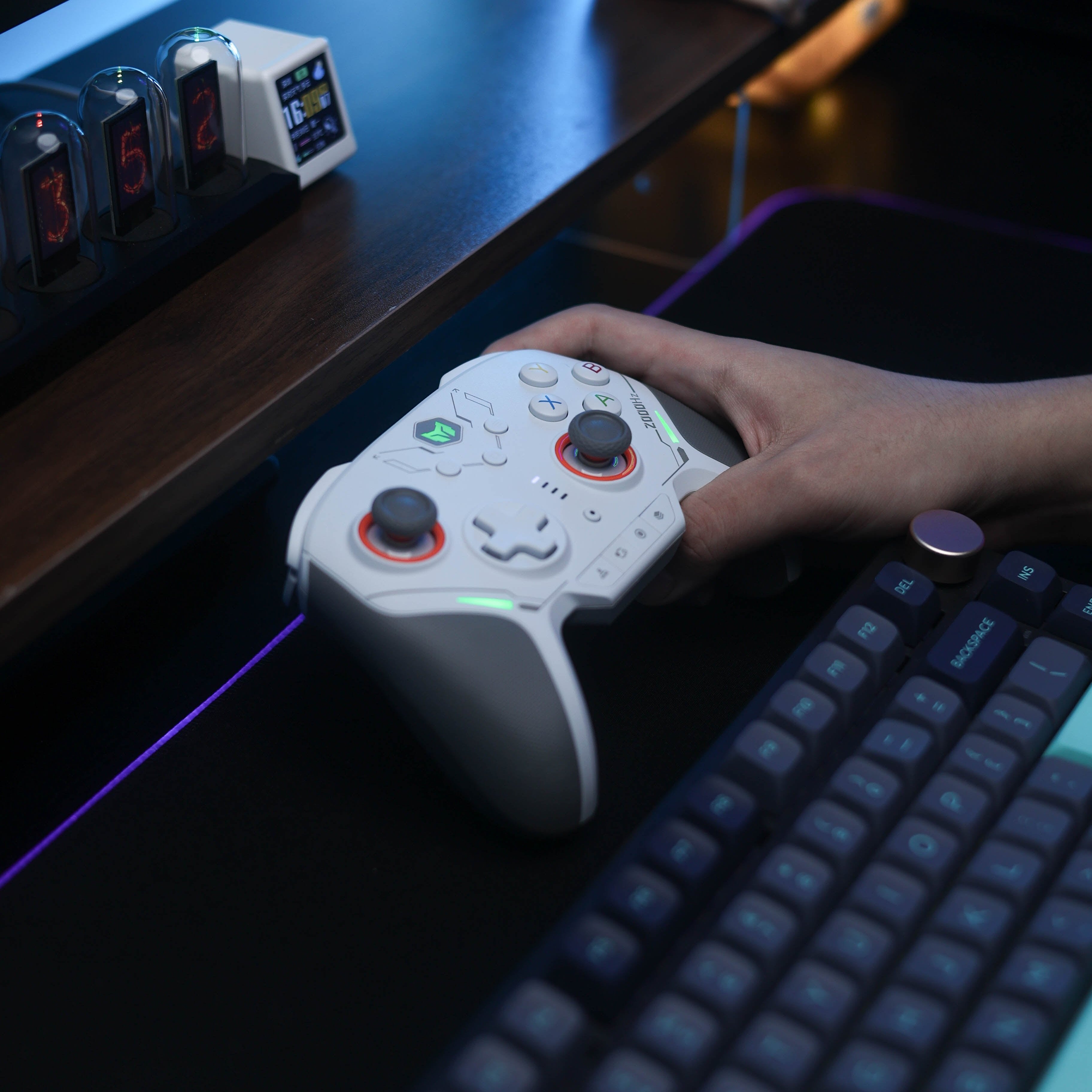 BIGBIG WON Blitz 2 Gaming Controller(TMR Joysticks Model)